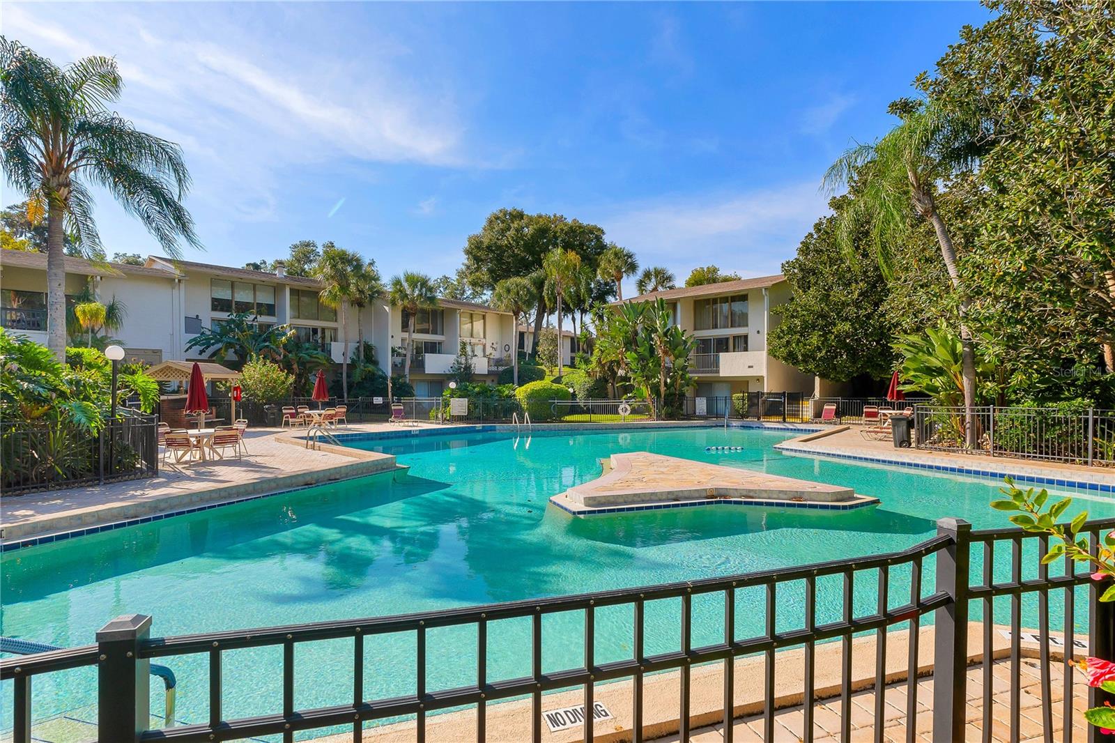 Image 2 of 13 For 200 Maitland Avenue 43