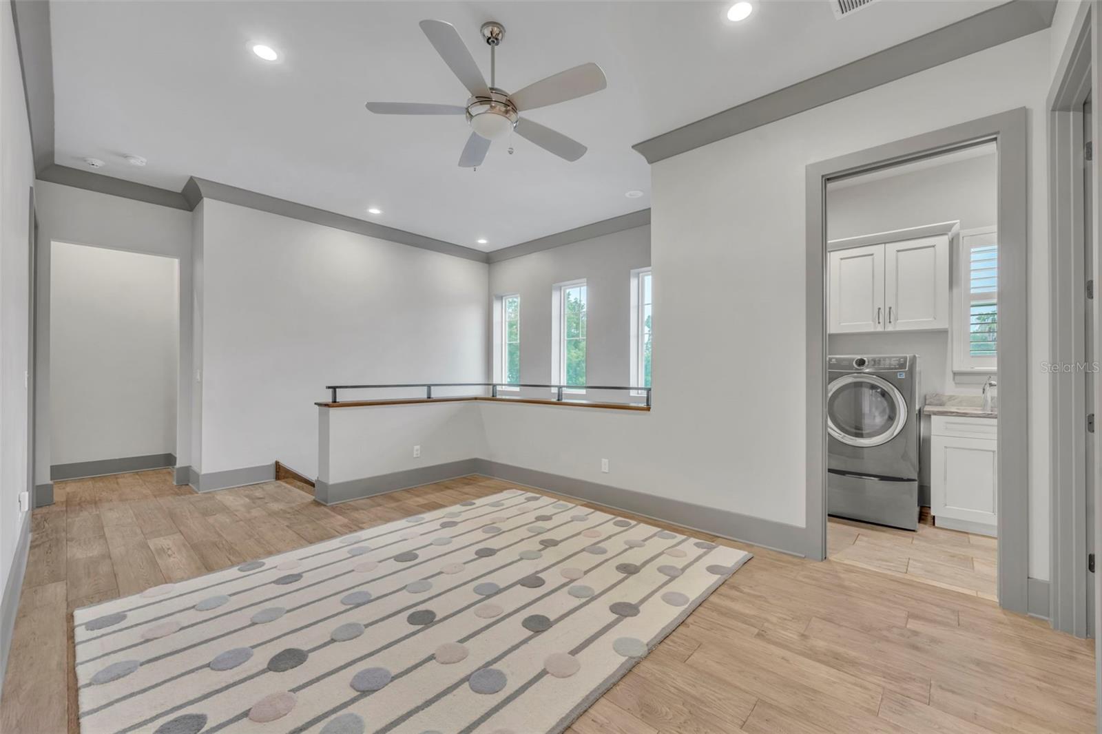 Image 23 of 44 For 1018 Yates Street