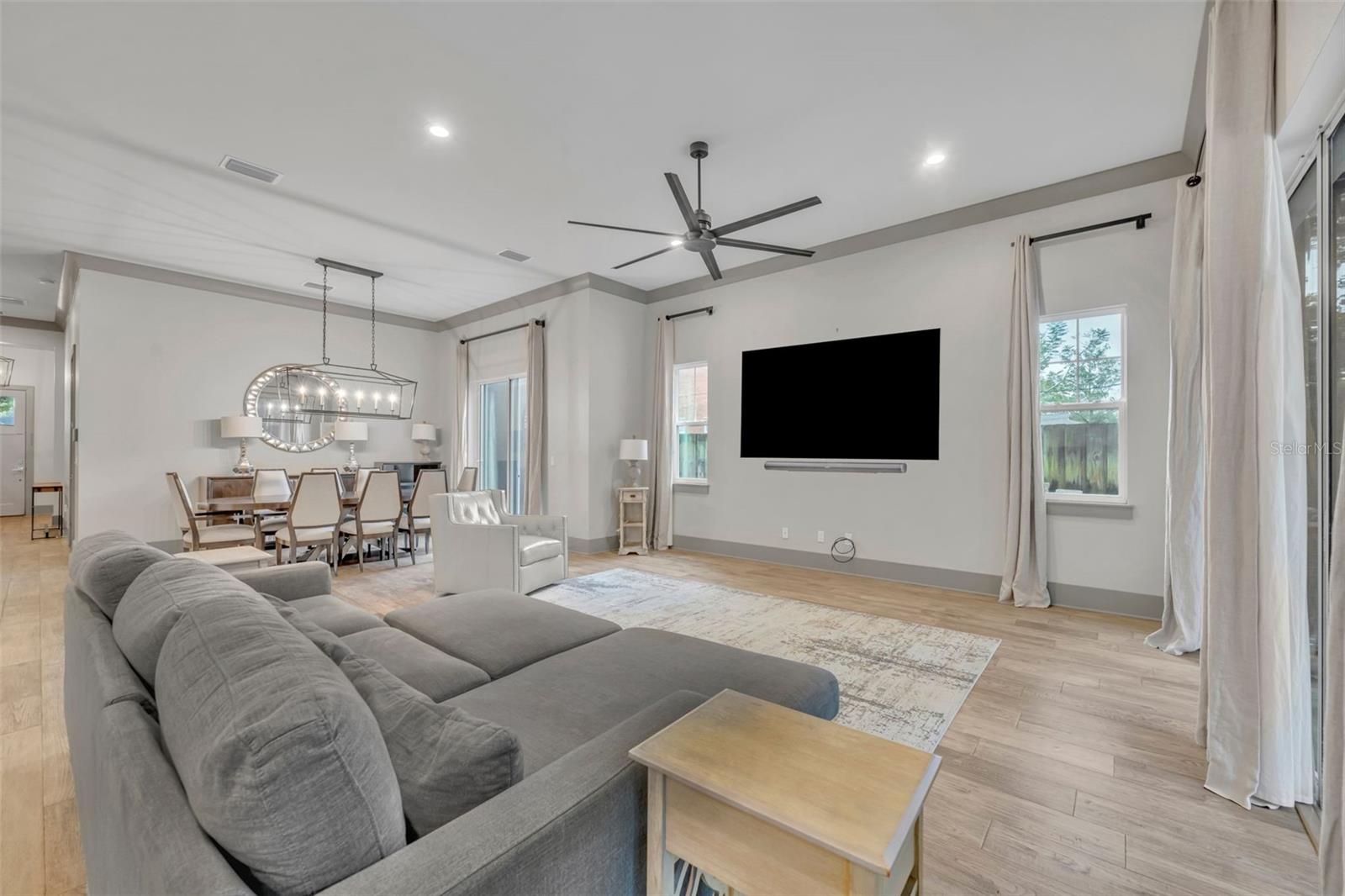 Image 9 of 44 For 1018 Yates Street