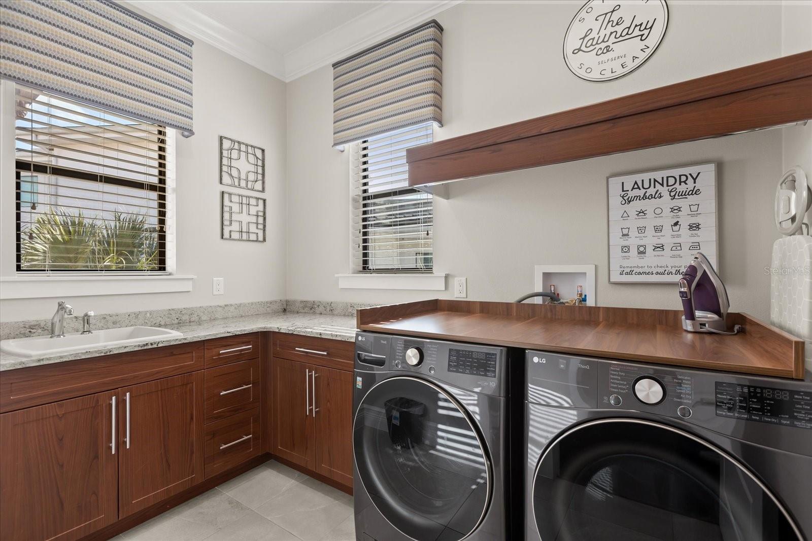 Listing photo id 84 for 7840 Palmilla Court