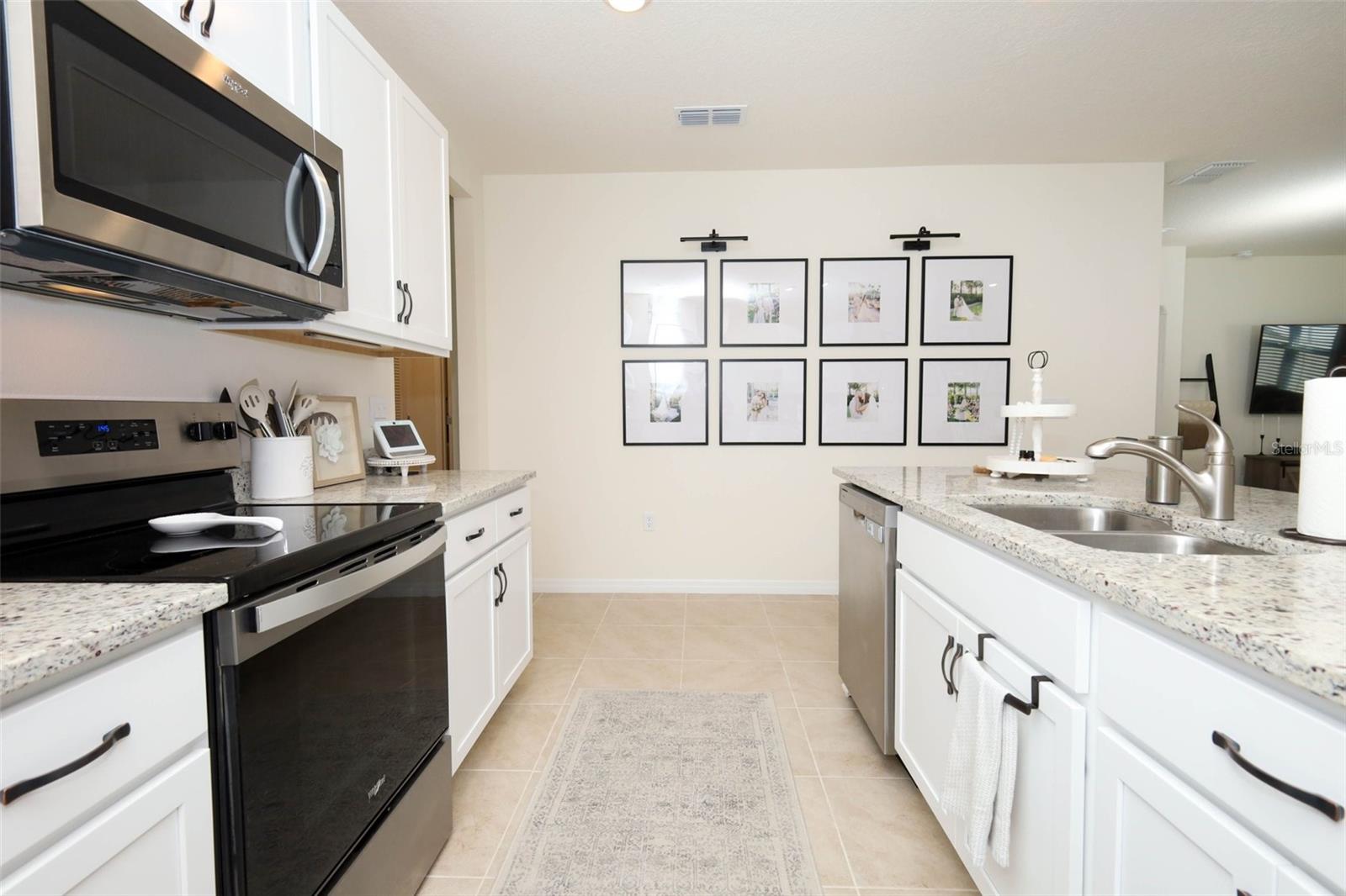 Image 8 of 40 For 3492 Islewood Court