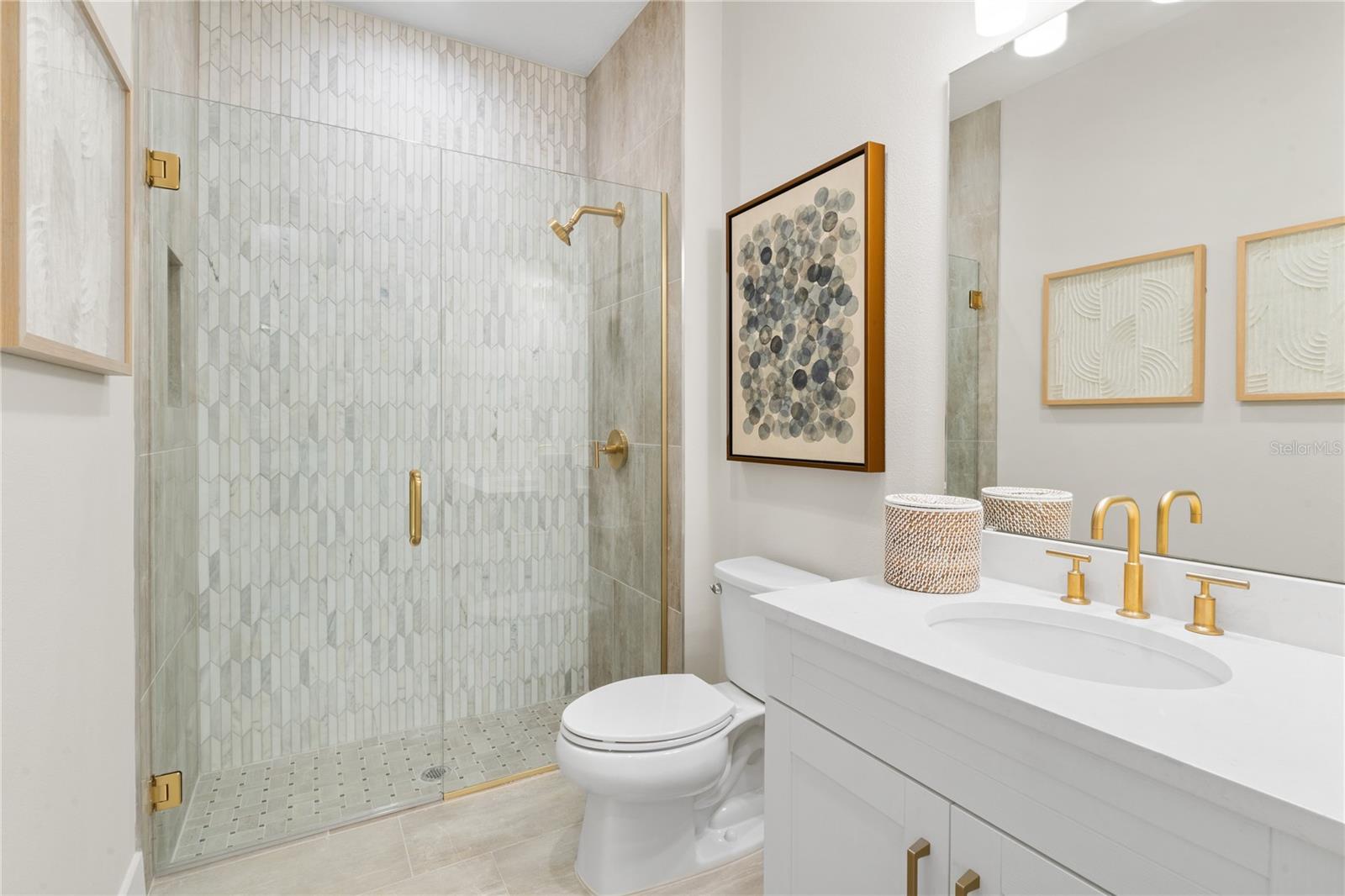 Image 12 of 25 For 1754 Ravenhurst Place