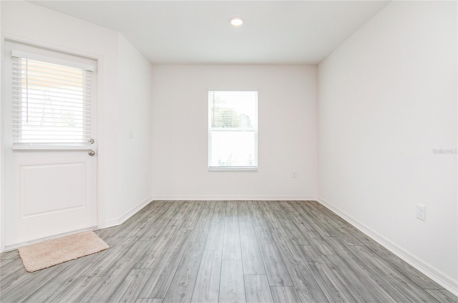 Image 12 of 30 For 1668 Wynford Circle