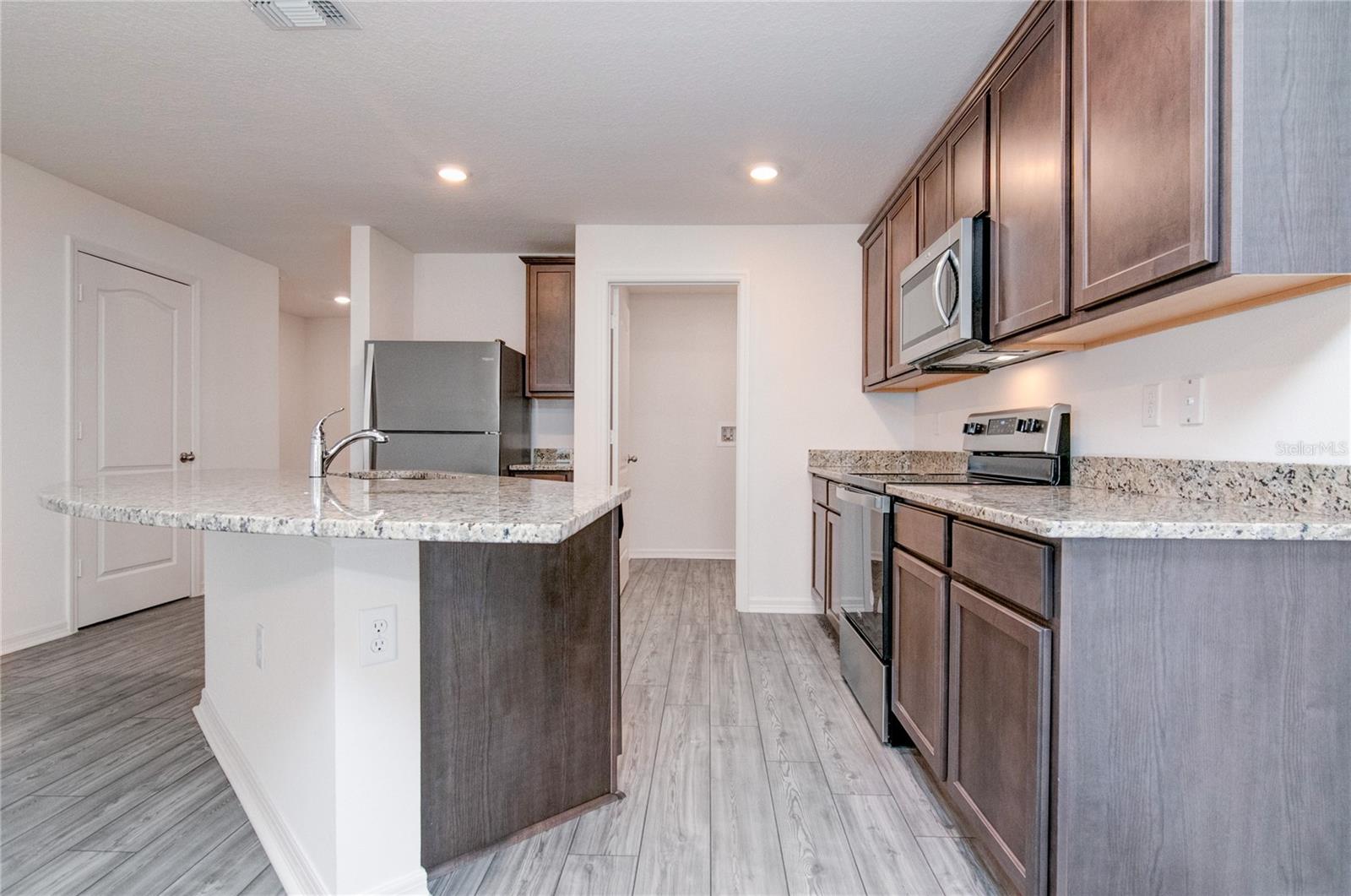 Image 7 of 30 For 1668 Wynford Circle