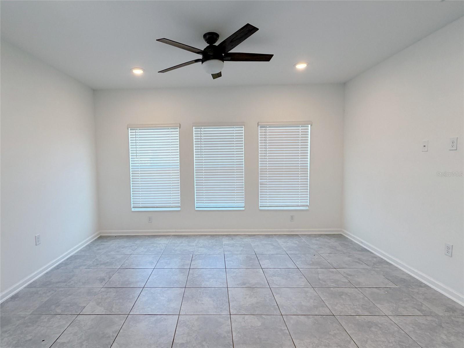 Image 6 of 47 For 7280 Ivy Tendril Avenue