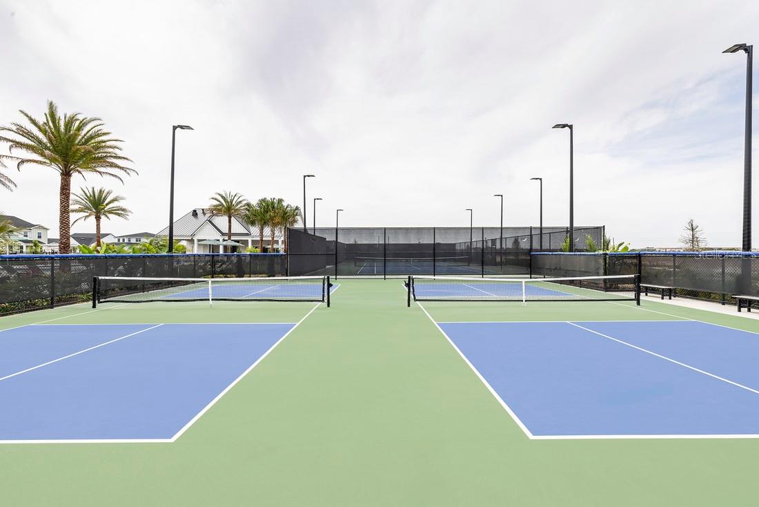 Image 18 of 21 For 1883 Pinecliff Drive