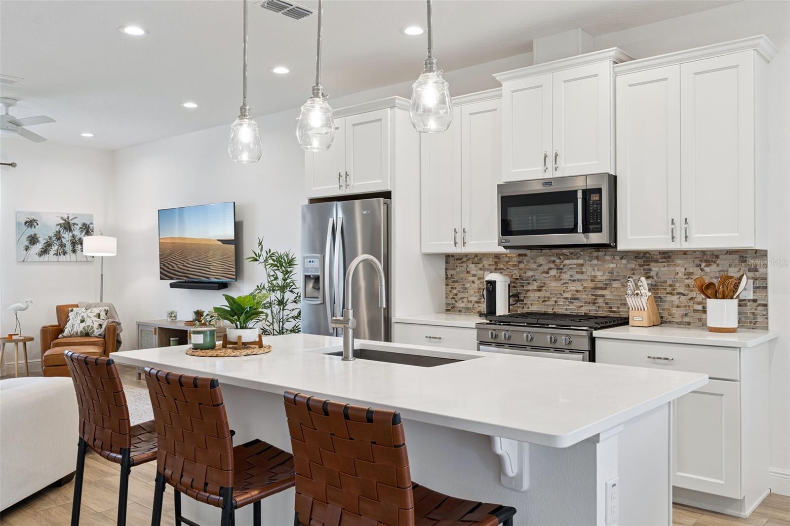 Image 19 of 64 For 13067 Tollcross Way