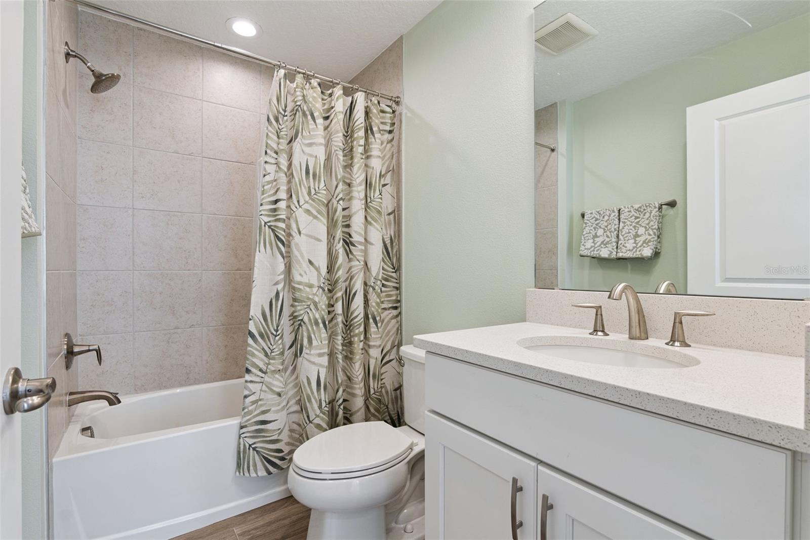 Image 33 of 64 For 13067 Tollcross Way