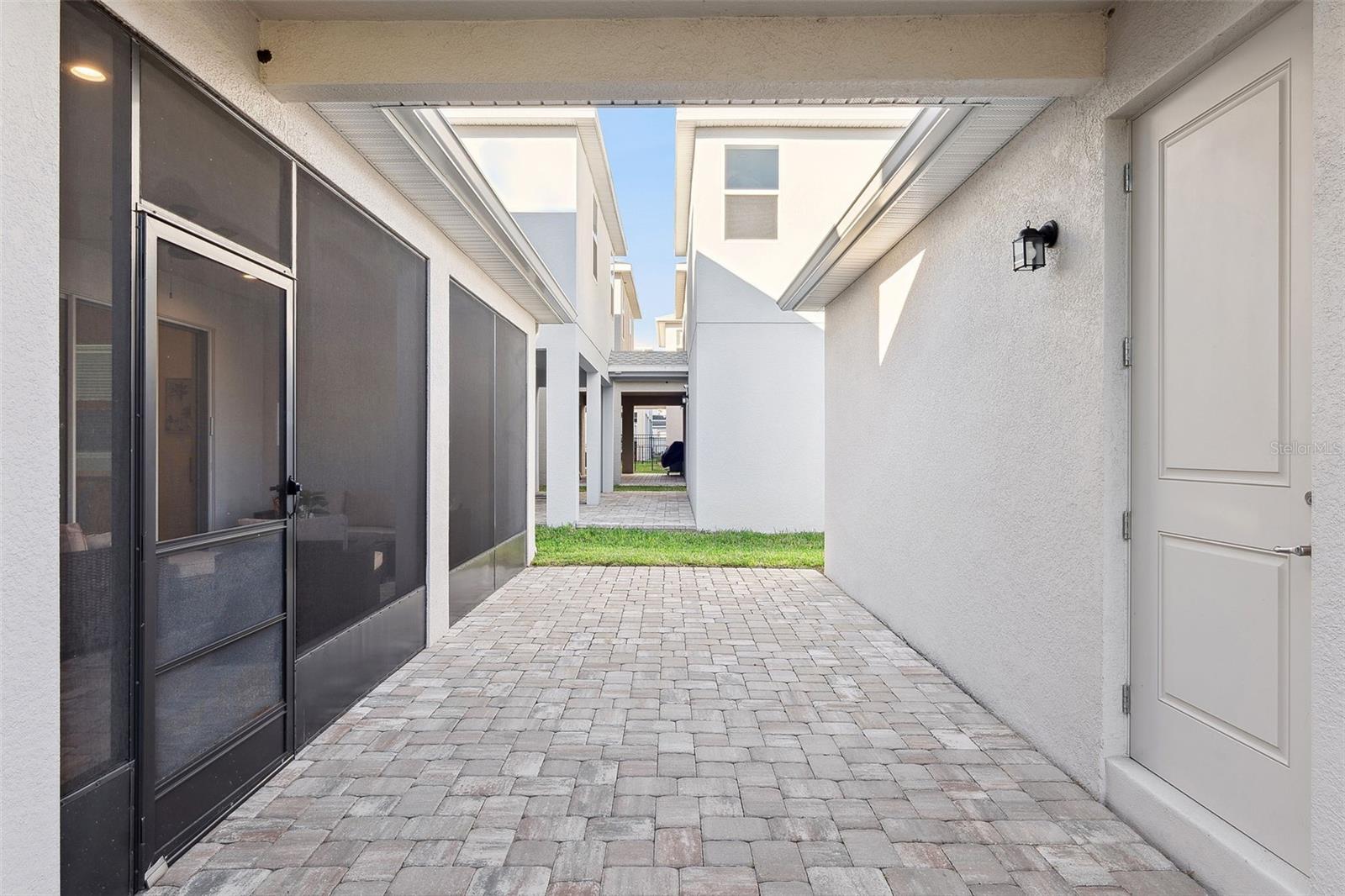 Image 43 of 64 For 13067 Tollcross Way