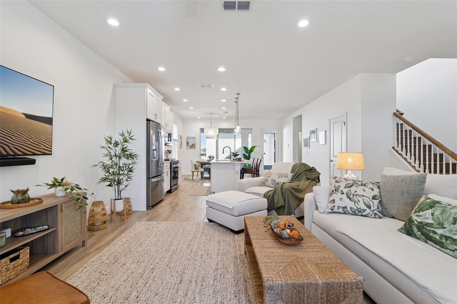 Image 9 of 64 For 13067 Tollcross Way