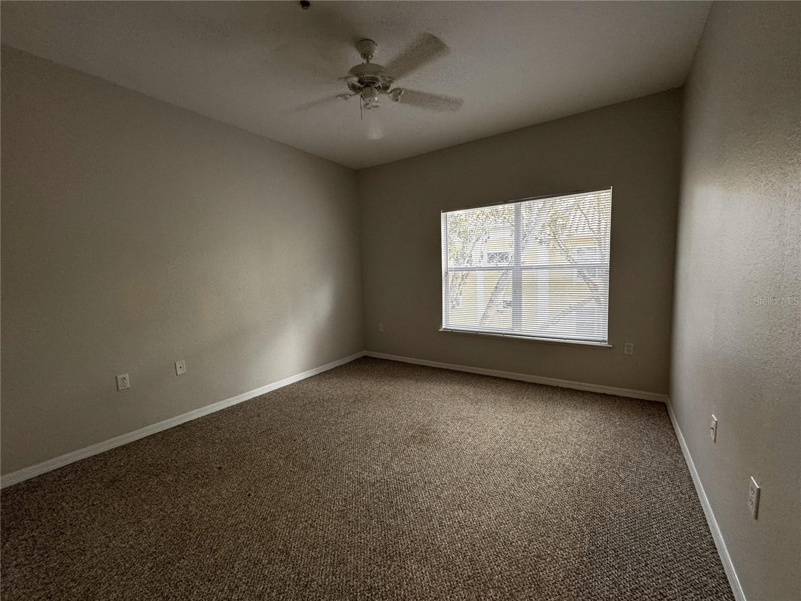 Image 14 of 24 For 2837 Shadow View Circle 2837