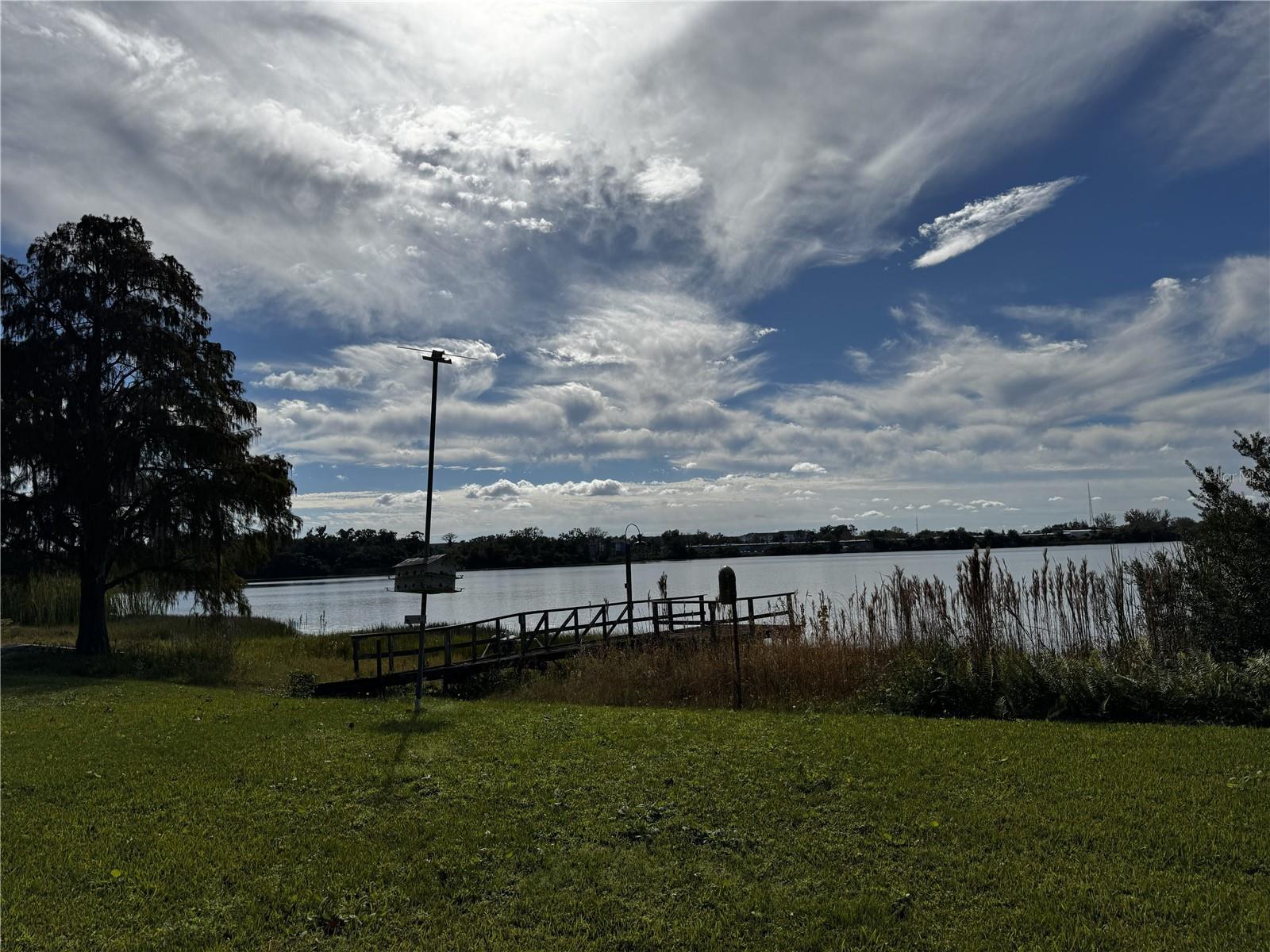 Image 19 of 24 For 2837 Shadow View Circle 2837