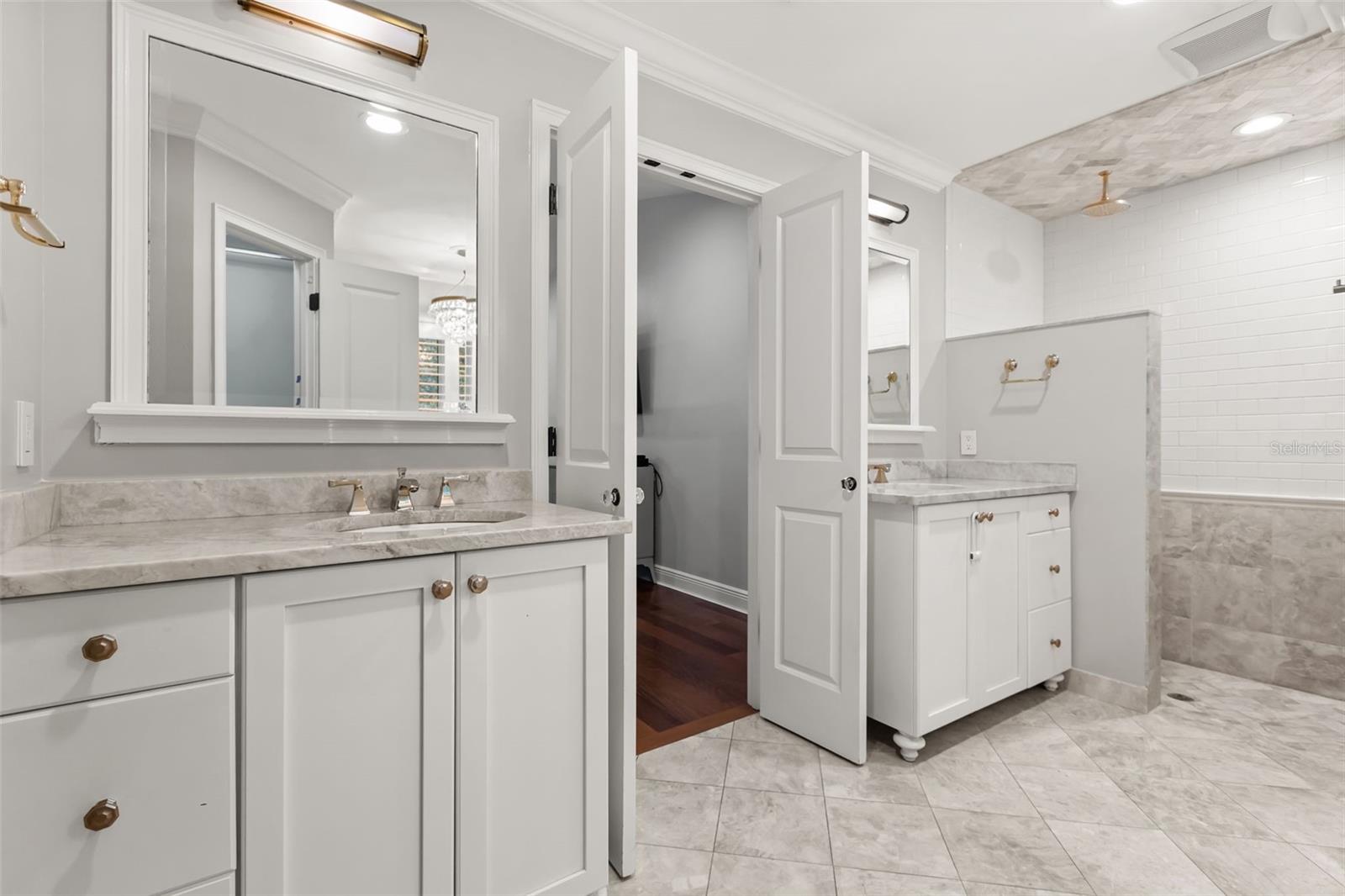 Image 28 of 48 For 2220 Via Tuscany