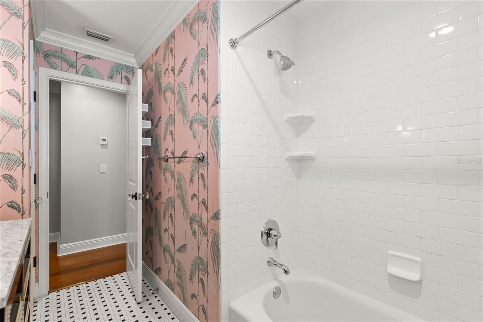 Image 33 of 48 For 2220 Via Tuscany