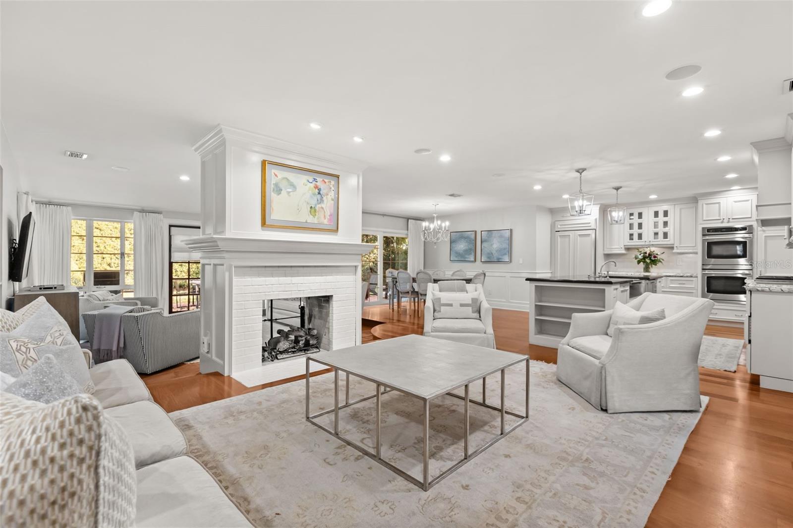 Image 5 of 48 For 2220 Via Tuscany