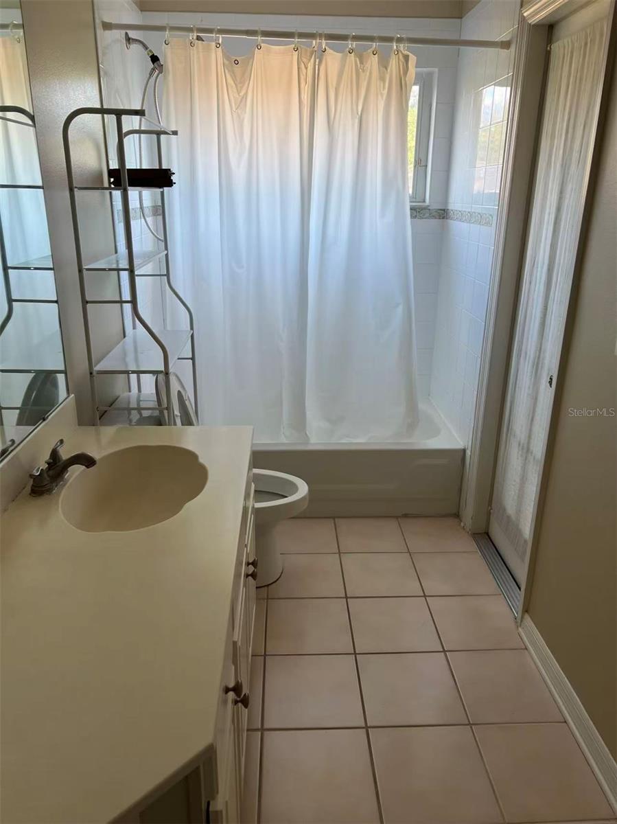 Image 19 of 21 For 1218 Shelter Rock Road