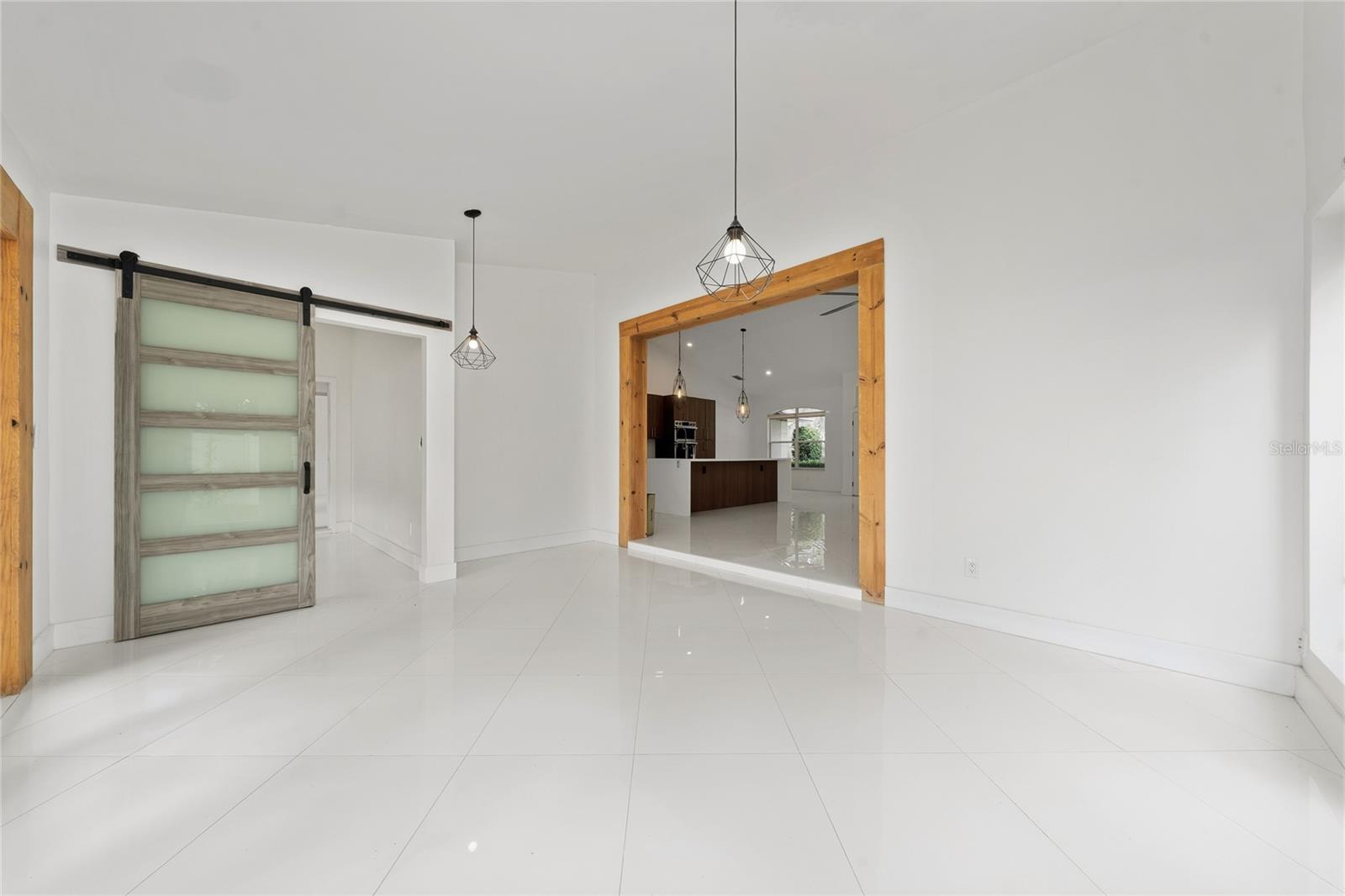 Image 20 of 29 For 11036 Bronson Road