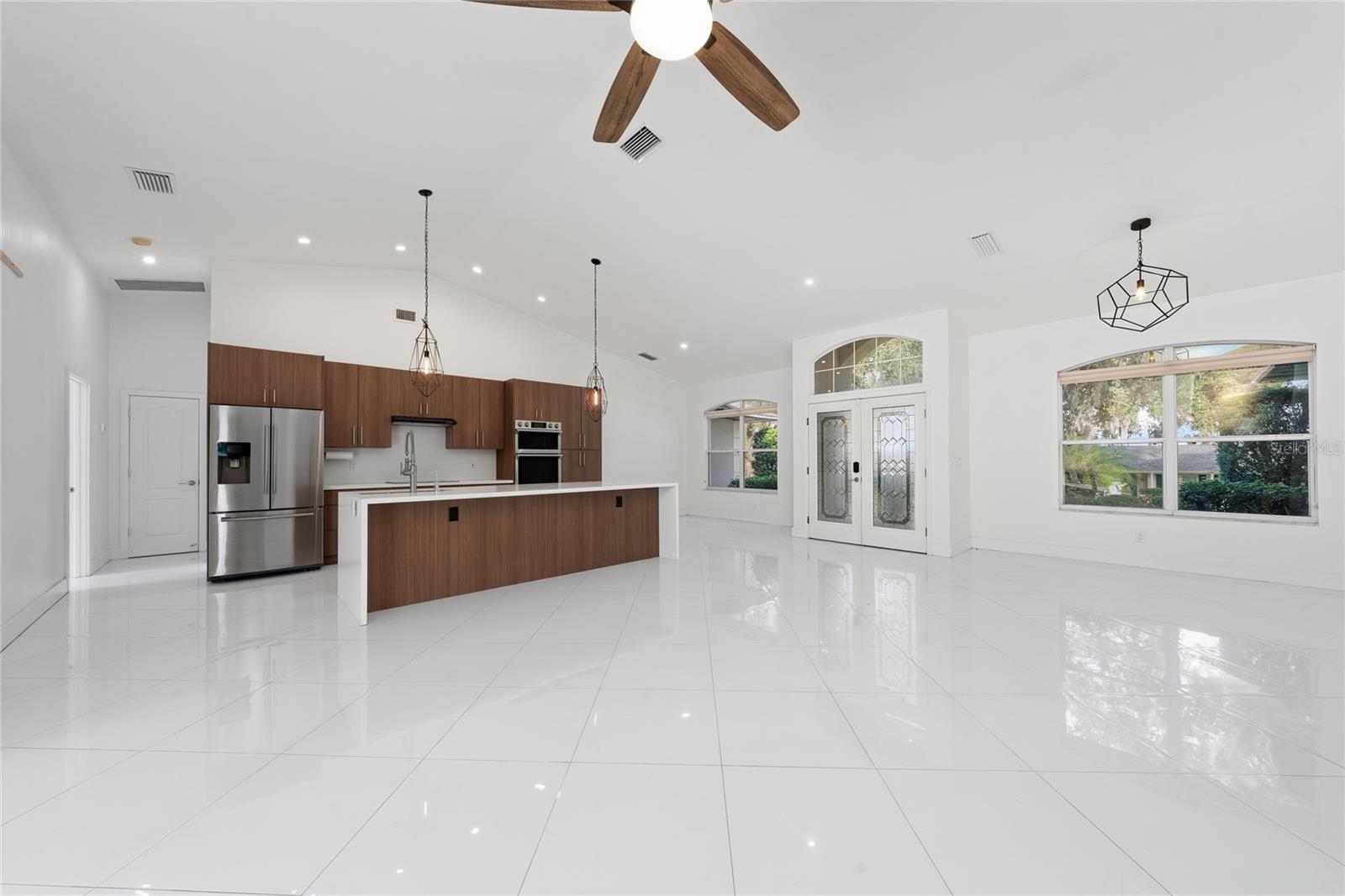 Image 3 of 29 For 11036 Bronson Road