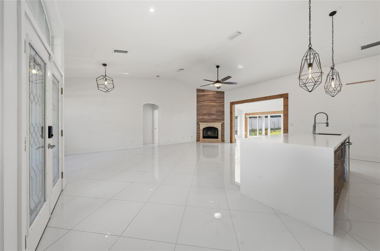 Image 6 of 29 For 11036 Bronson Road