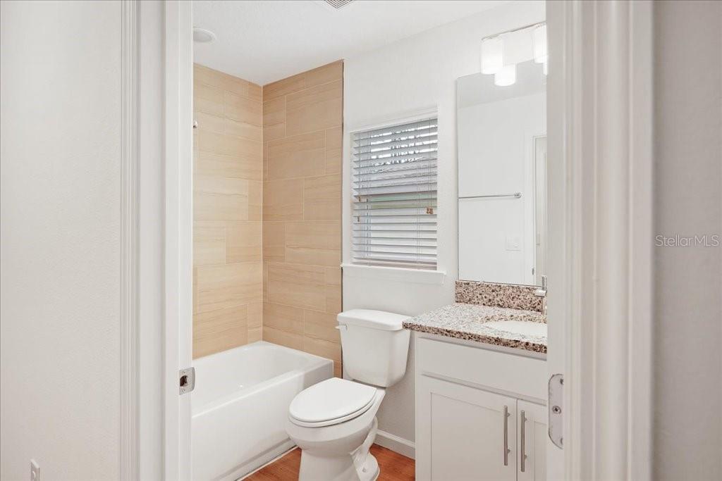 Image 12 of 14 For 798 Tarr Avenue Sw