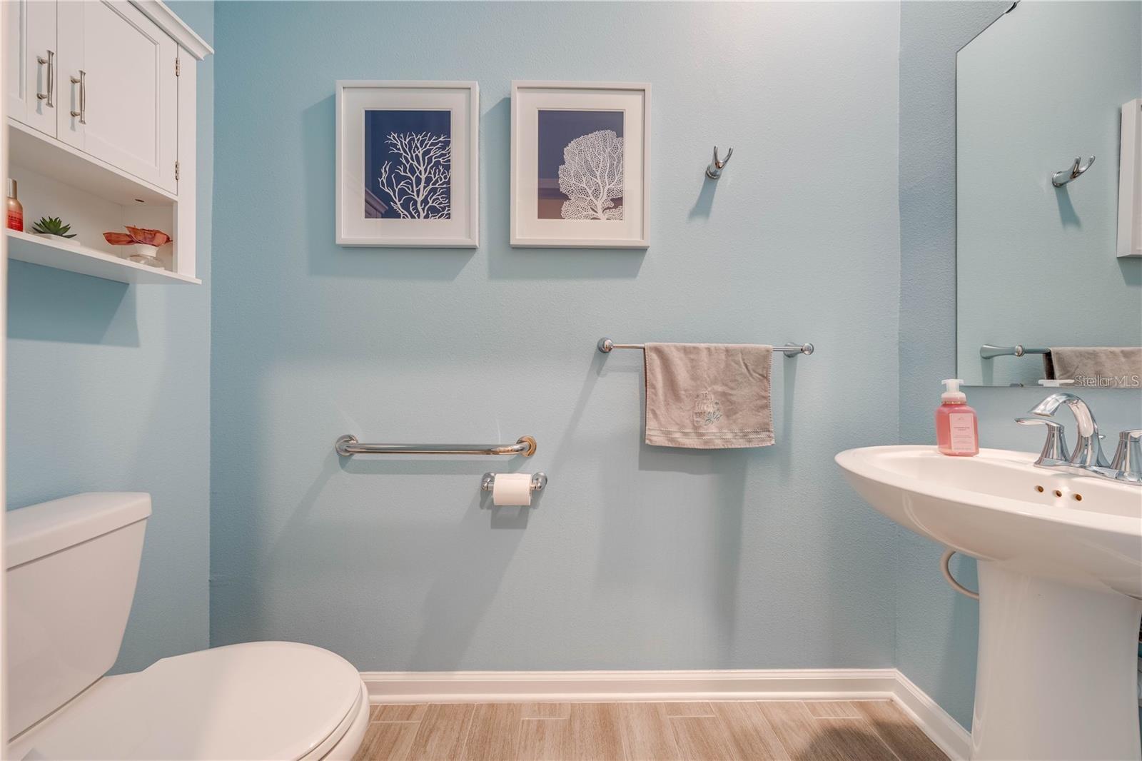 Image 24 of 76 For 5301 Amersham Lane