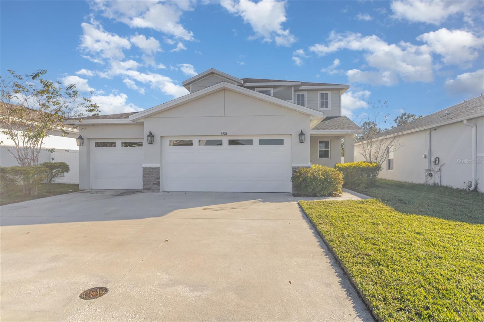 Image 2 of 28 For 4302 Southern Vista Loop