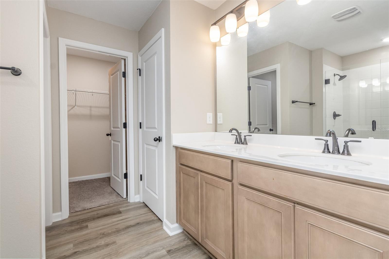 Image 20 of 28 For 4302 Southern Vista Loop