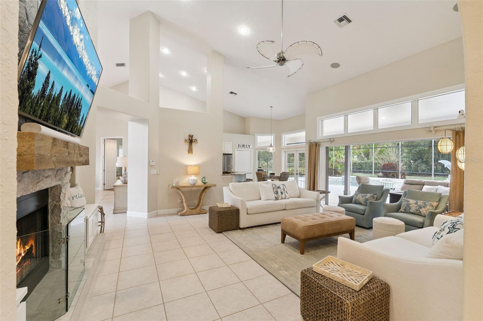 Image 16 of 60 For 10442 Birch Tree Lane