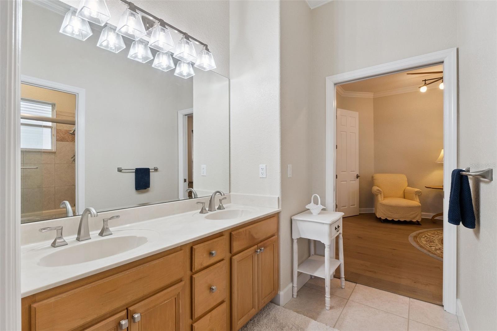 Image 25 of 60 For 10442 Birch Tree Lane