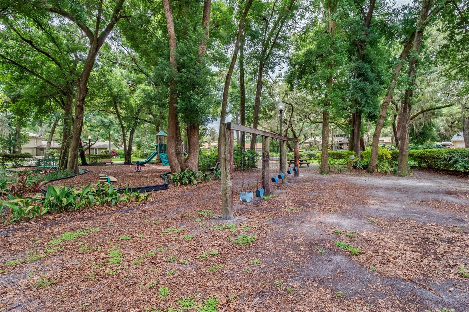 Image 56 of 60 For 10442 Birch Tree Lane