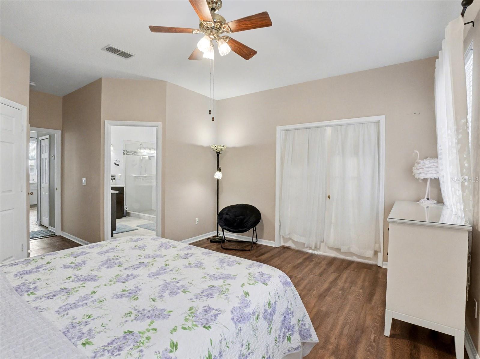 Image 16 of 31 For 4647 Riverton Drive