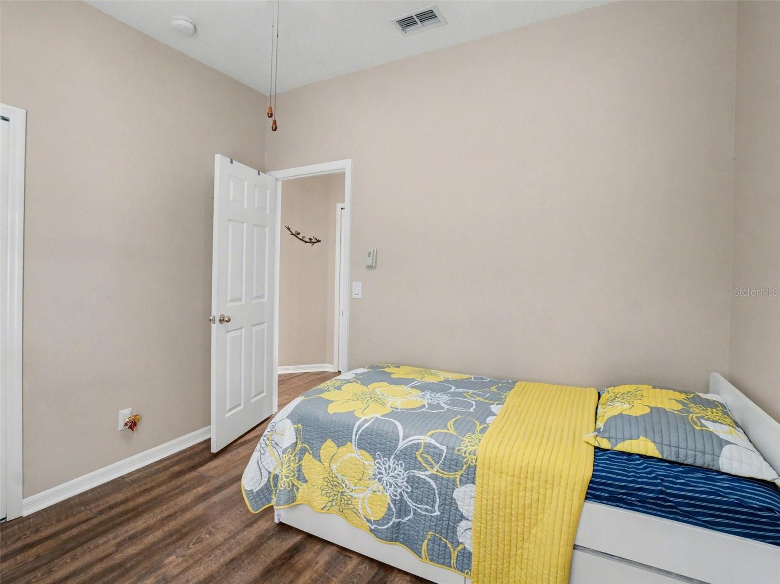 Image 20 of 31 For 4647 Riverton Drive