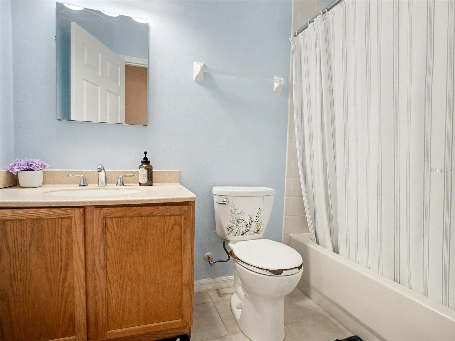 Image 23 of 31 For 4647 Riverton Drive