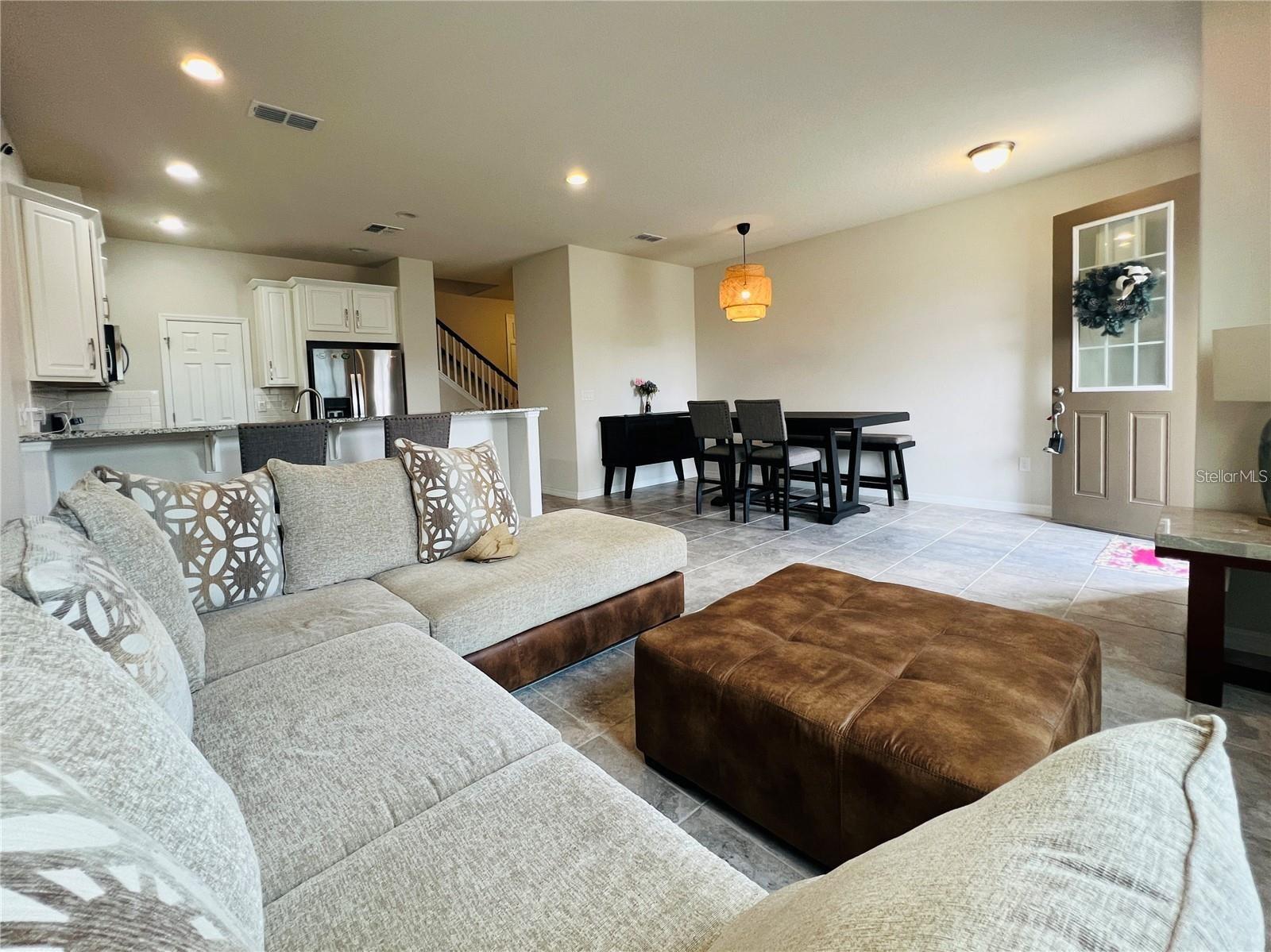 Image 5 of 36 For 2477 Toscolona Drive