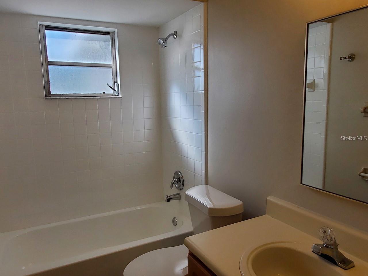 Image 5 of 16 For 1620 Biloxi Court