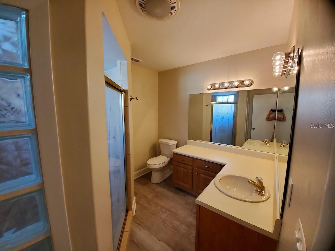 Image 9 of 16 For 1620 Biloxi Court