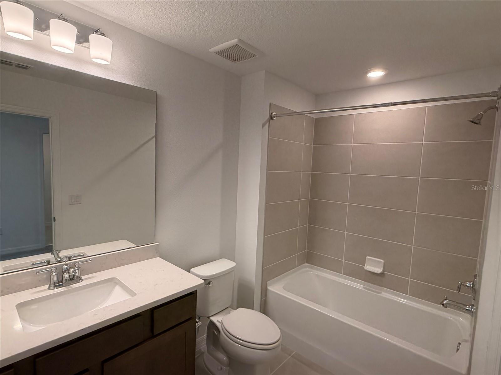 Image 24 of 41 For 11280 Blue Bay Drive