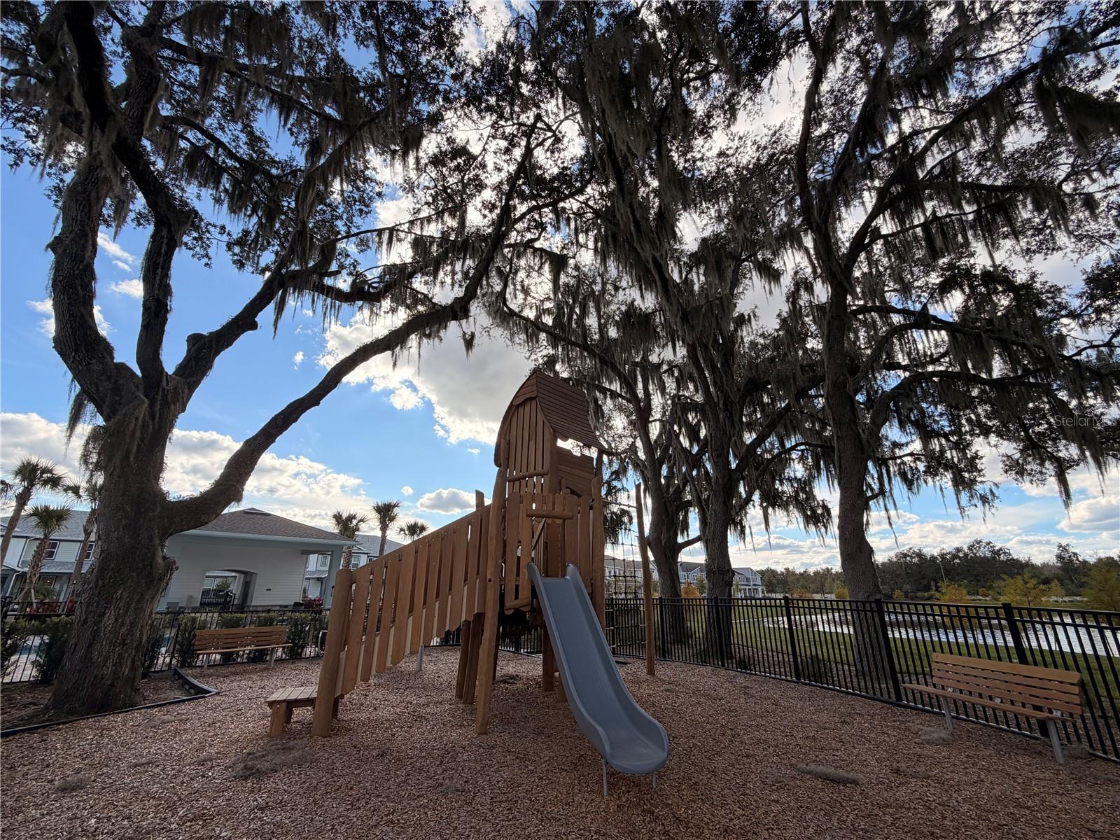 Image 33 of 41 For 11280 Blue Bay Drive