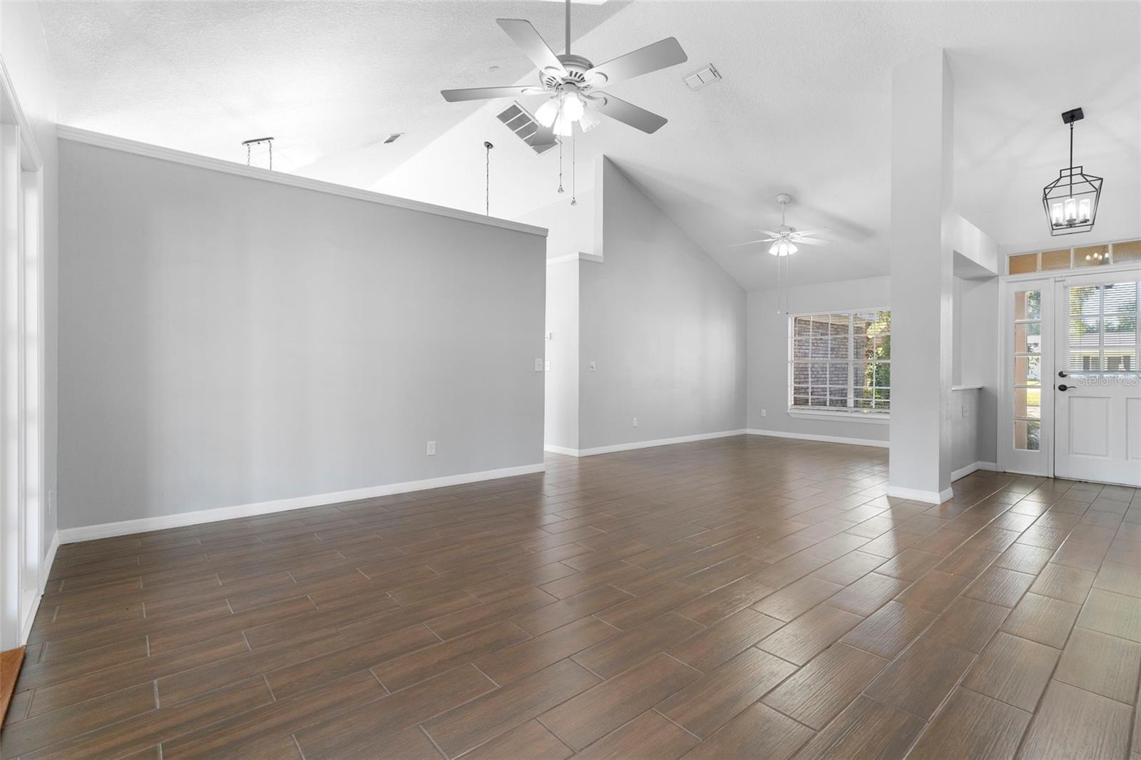 Image 13 of 55 For 1573 Errol Parkway