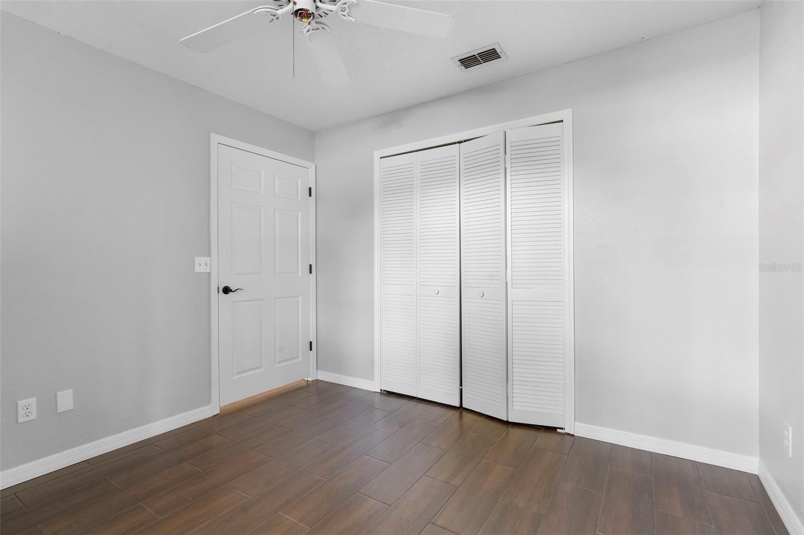 Image 16 of 55 For 1573 Errol Parkway