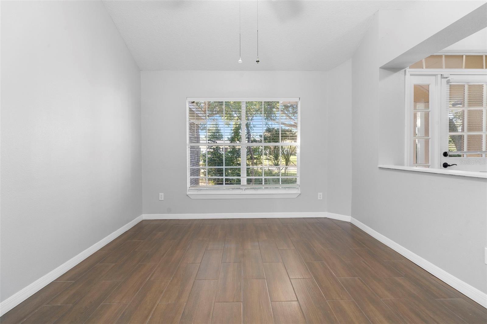 Image 28 of 55 For 1573 Errol Parkway