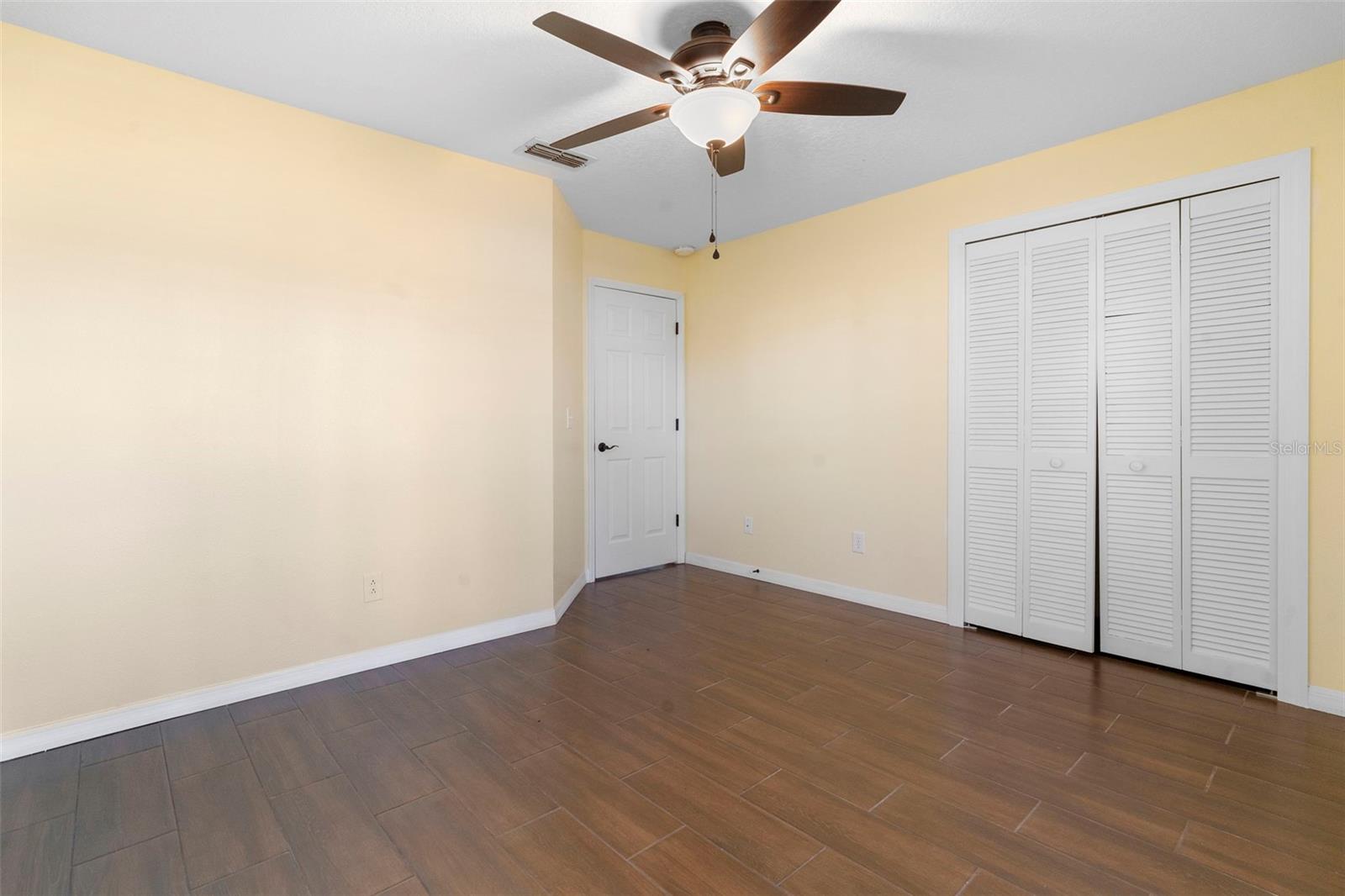 Image 40 of 55 For 1573 Errol Parkway