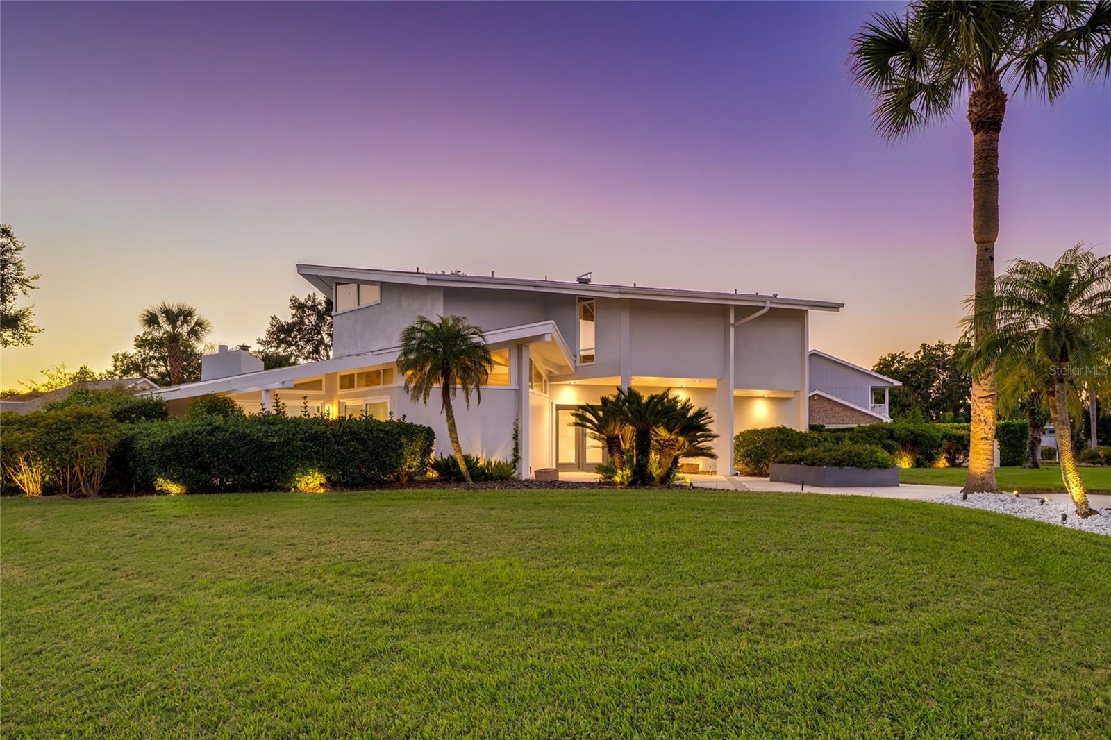 Image 2 of 100 For 8922 Bay Cove Court