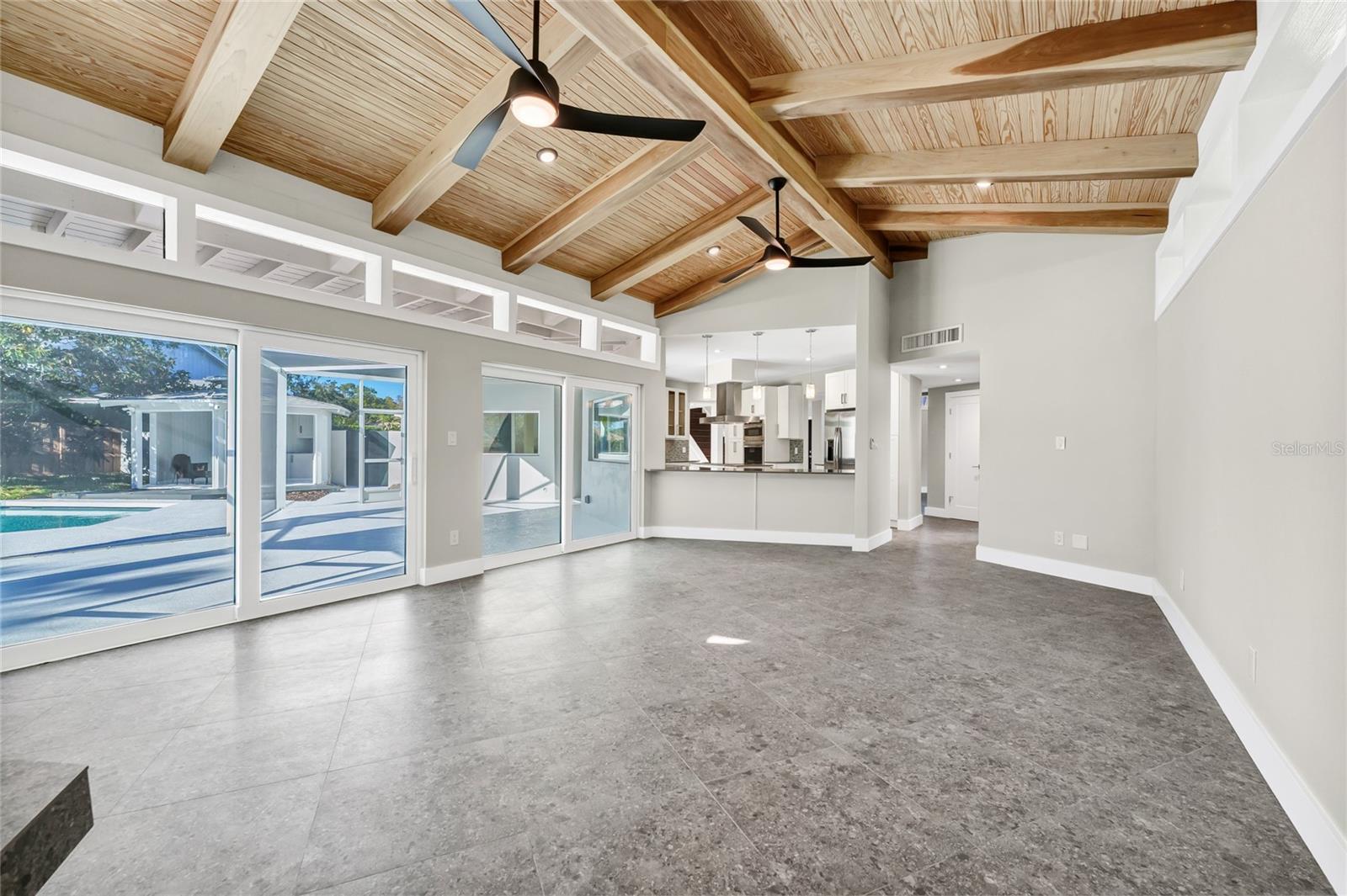 Image 37 of 100 For 8922 Bay Cove Court