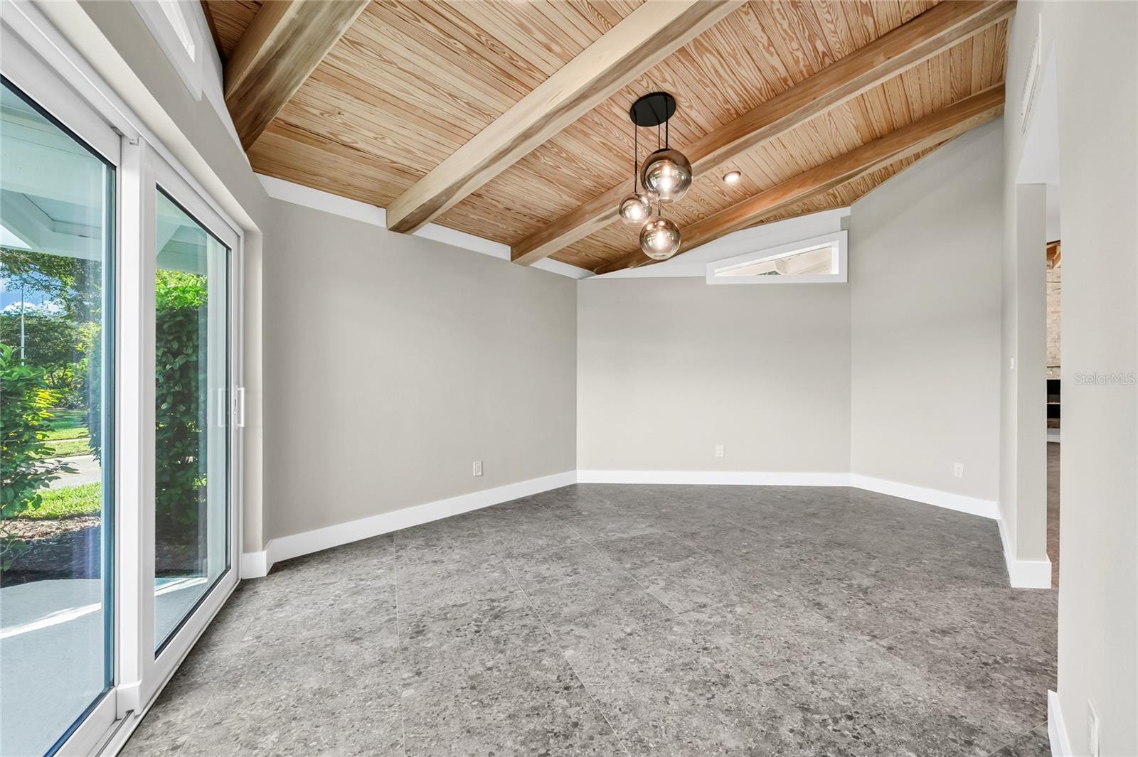 Image 41 of 100 For 8922 Bay Cove Court