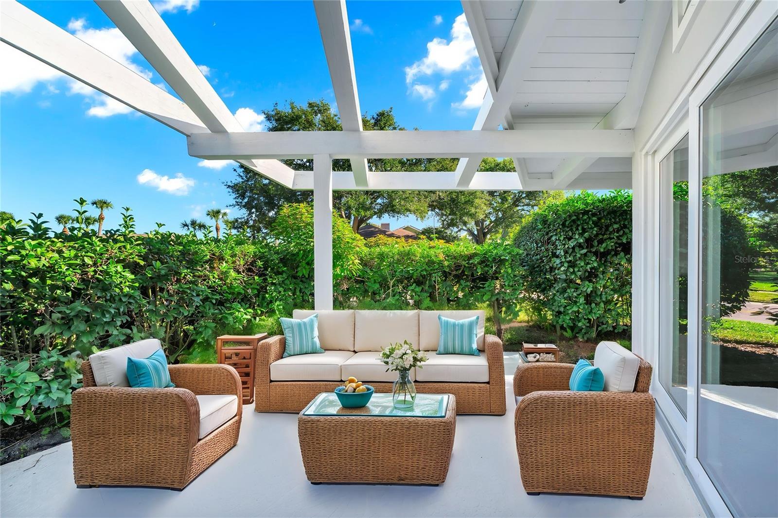 Image 46 of 100 For 8922 Bay Cove Court