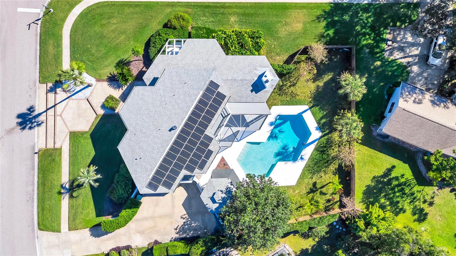 Image 7 of 100 For 8922 Bay Cove Court