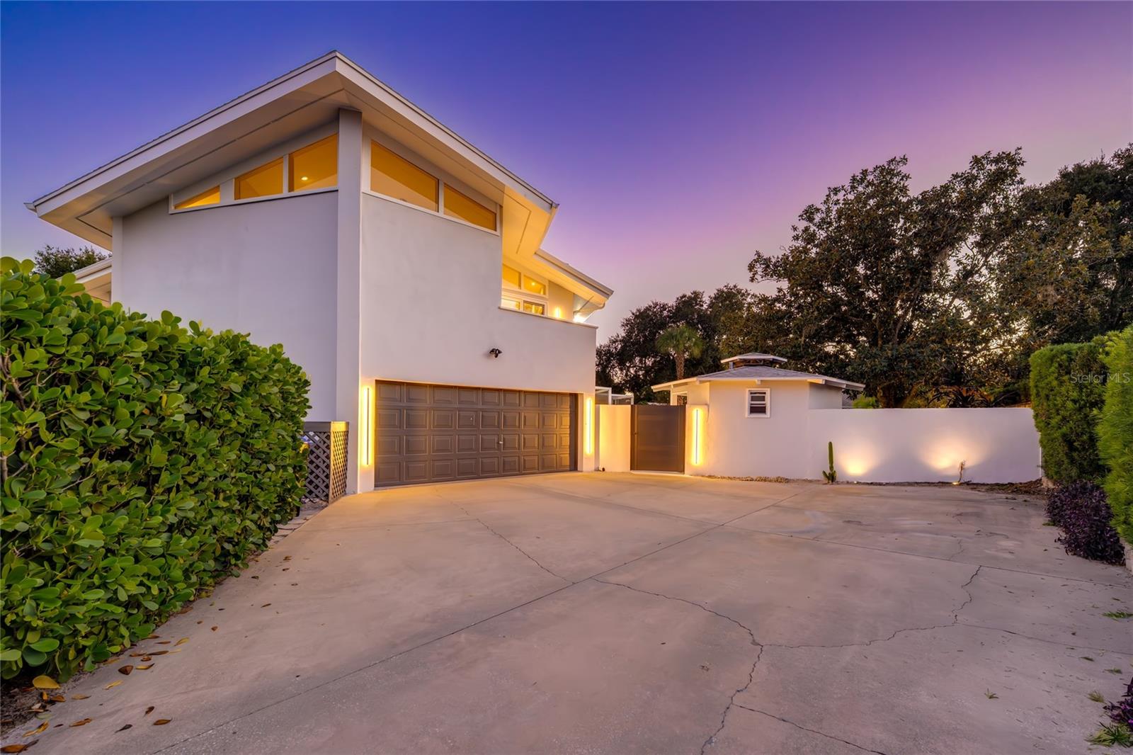 Image 79 of 100 For 8922 Bay Cove Court