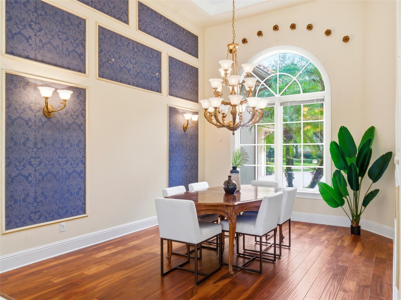 Image 16 of 82 For 10084 Tavistock Road