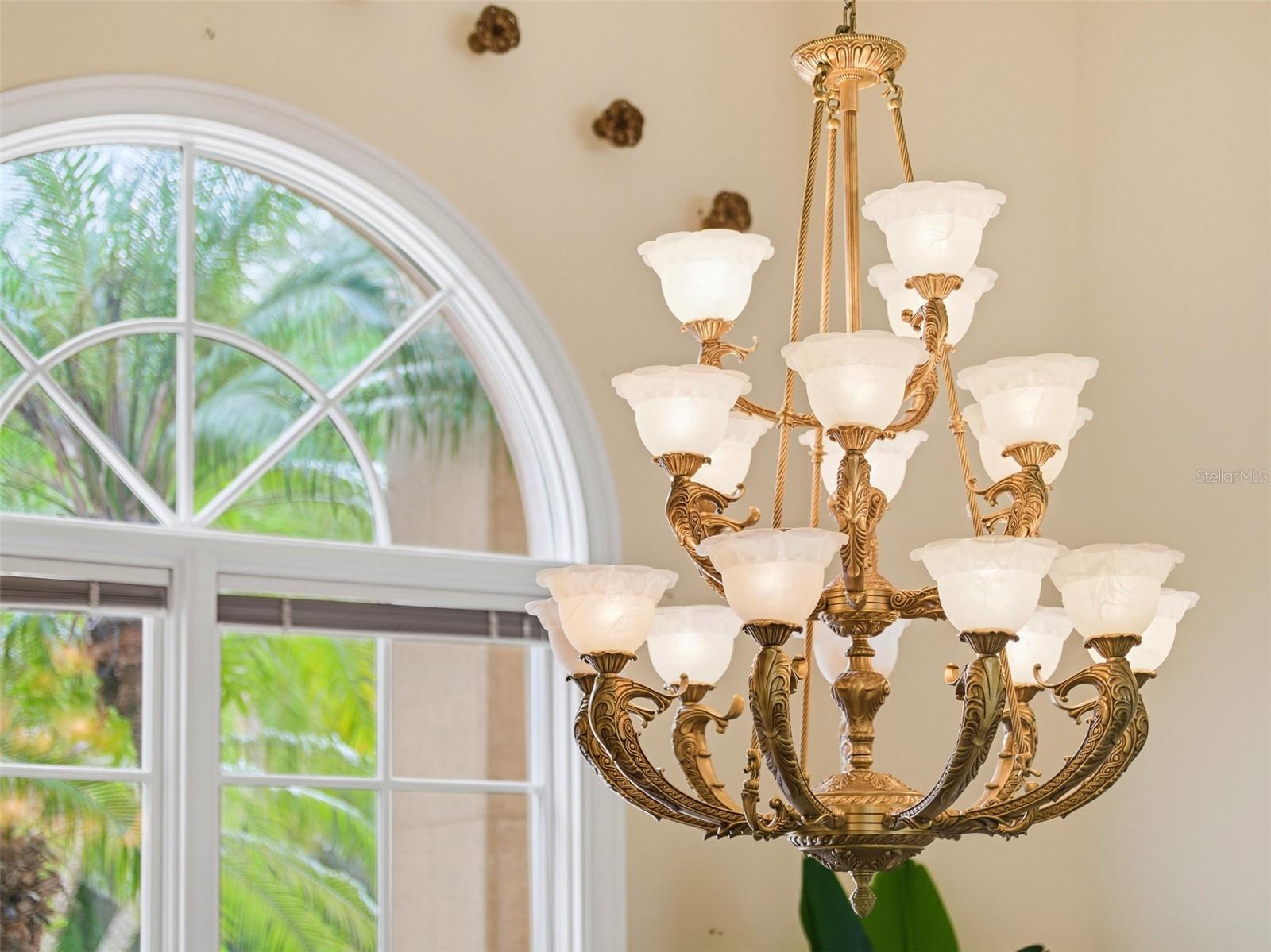 Image 18 of 82 For 10084 Tavistock Road